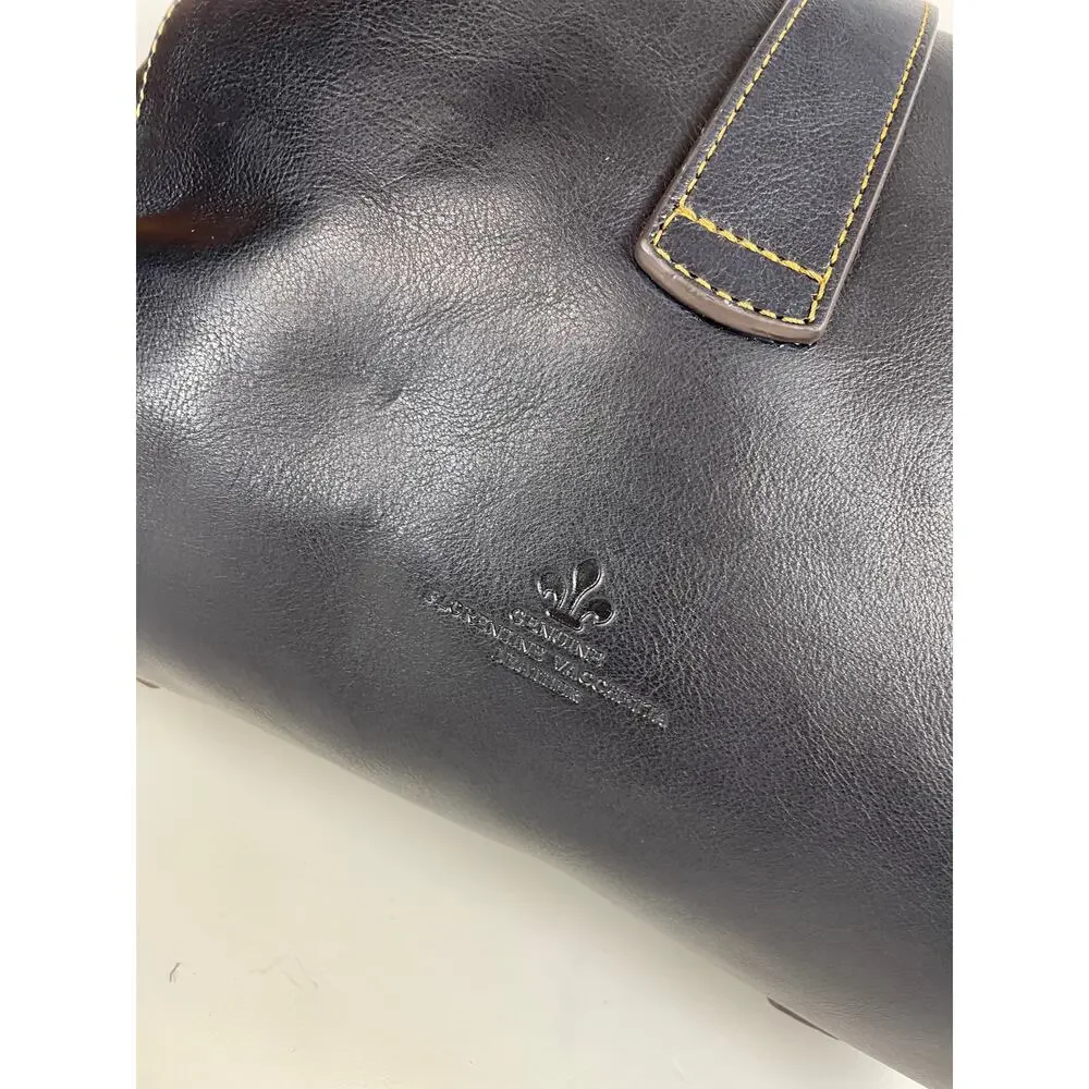 Dooney & Bourke gorgeous dooney